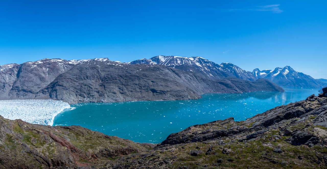 Le fjord du glacier Qooroq dans le Sud du Groenland