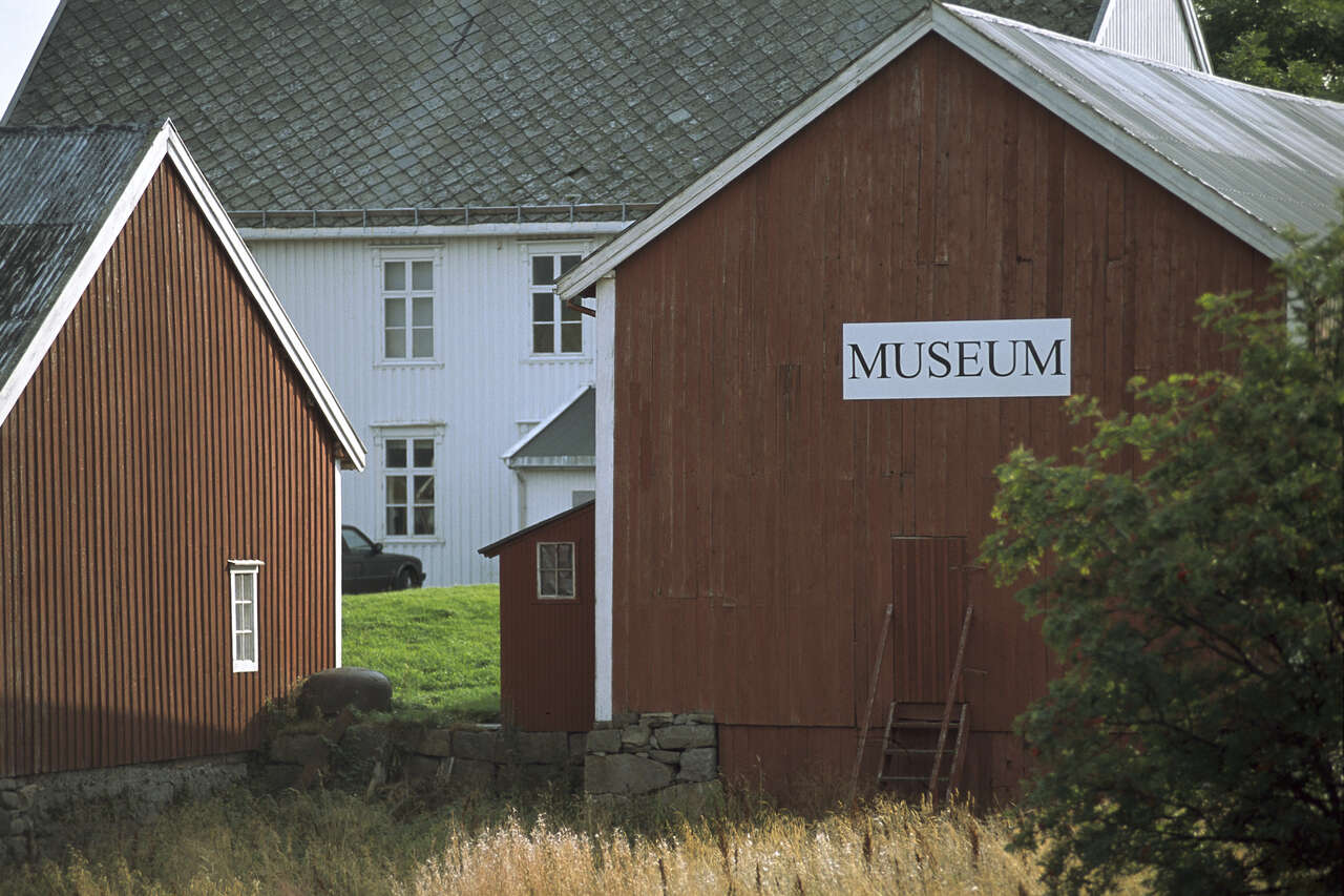 L'entrée dans un musée dans les îles Lofoten