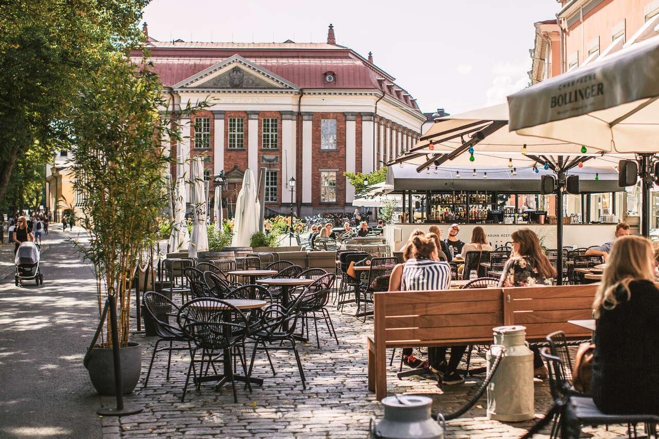 Terrasses dans la ville de Turku